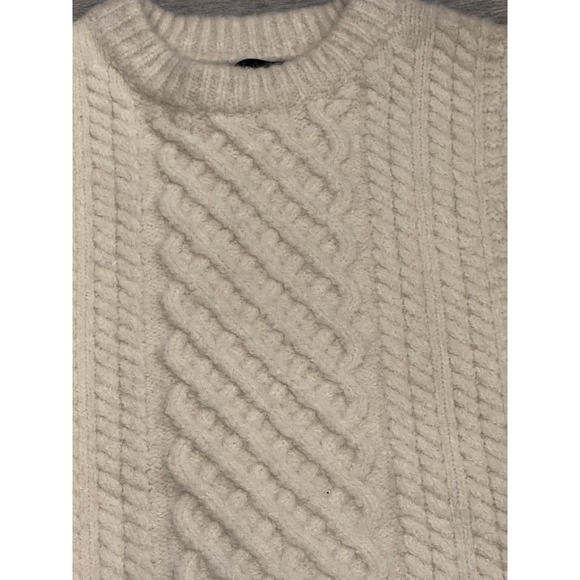 Truth by Republic Sweater Women's Size Large Ivory Chunky Heavy Cable Knit - Picture 4 of 6